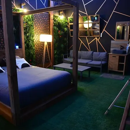 Luxure : Nimes, France